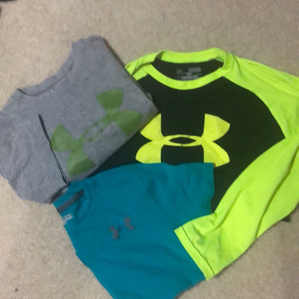 Youth Under Armour tops